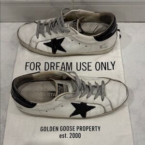 Golden Goose White Leather Low-Top Sneakers with Black Star